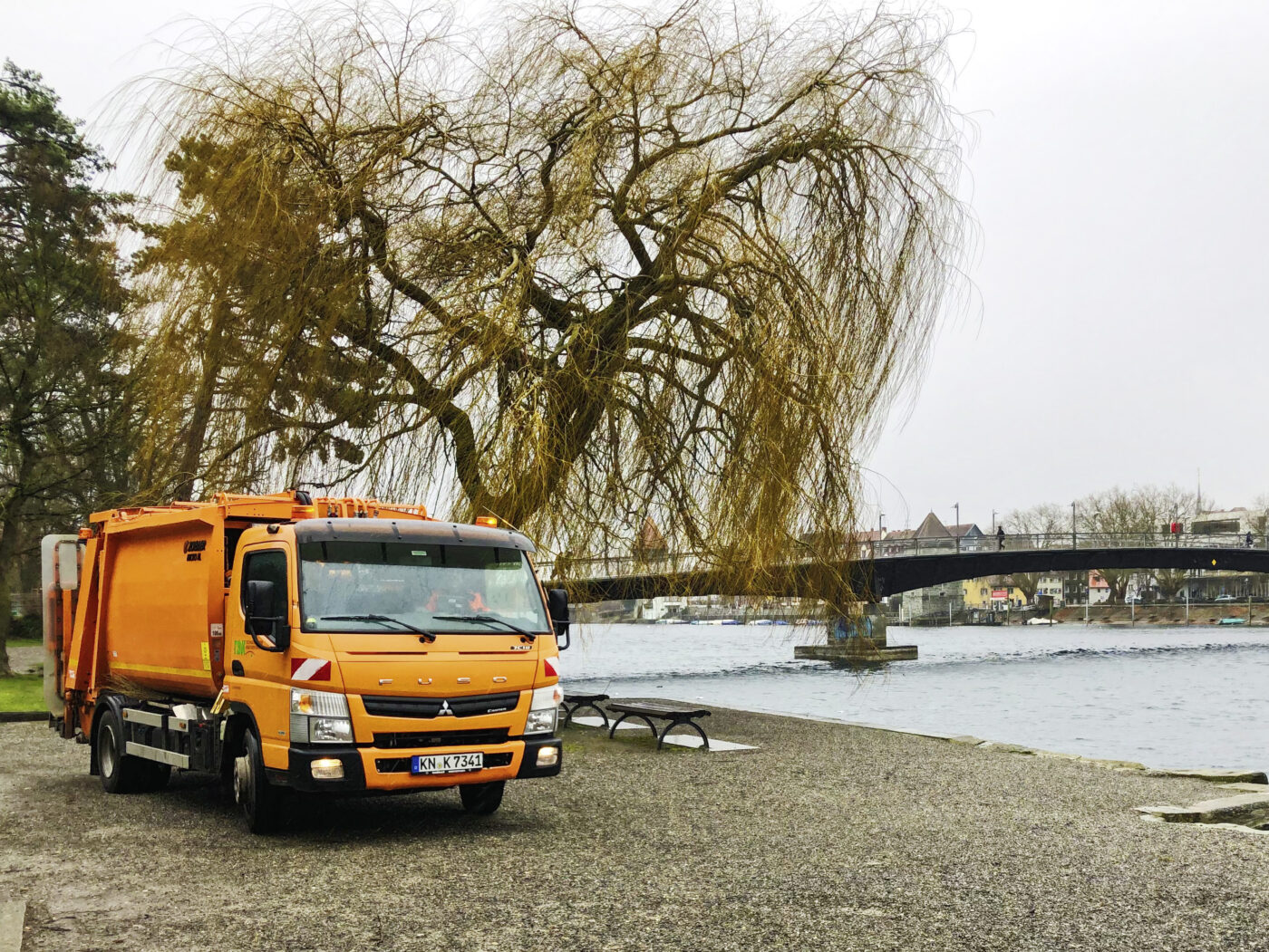 Å vedlikeholde og pleie det offentlige rommet i byen er oppgaven til Technischen Betriebe Konstanz (TBK). Den kommunale bedriften har også noen FUSO Cantere med i teamet.