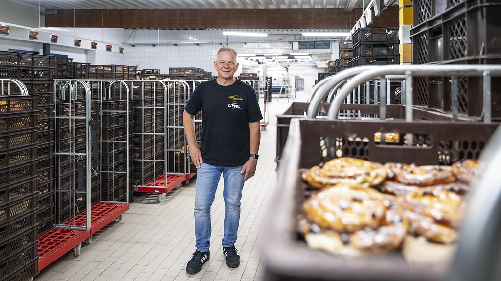 PARTIAL LOAD - BAKERY ZIPPER AND GATENBRÖCKER DELIVER GOODS WITH NINE eCANTERS
